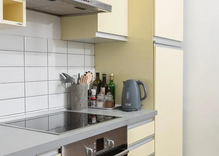 Porthouse Apartment *